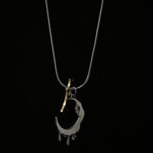 Load image into Gallery viewer, Melting Moon Necklace