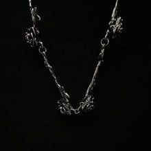 Load image into Gallery viewer, Thorn Rose Necklace